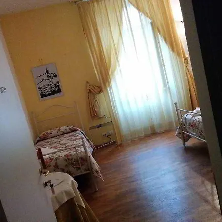 Frühstückspension City's House Bergamo