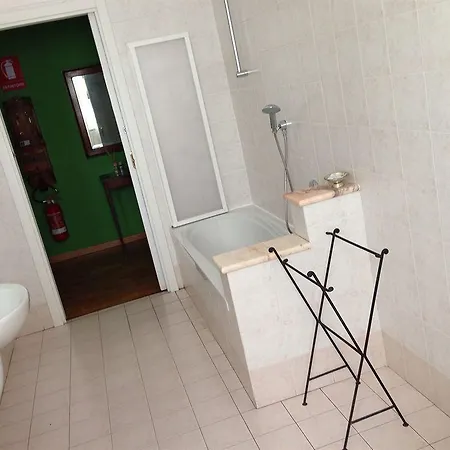 Bed and breakfast City's House